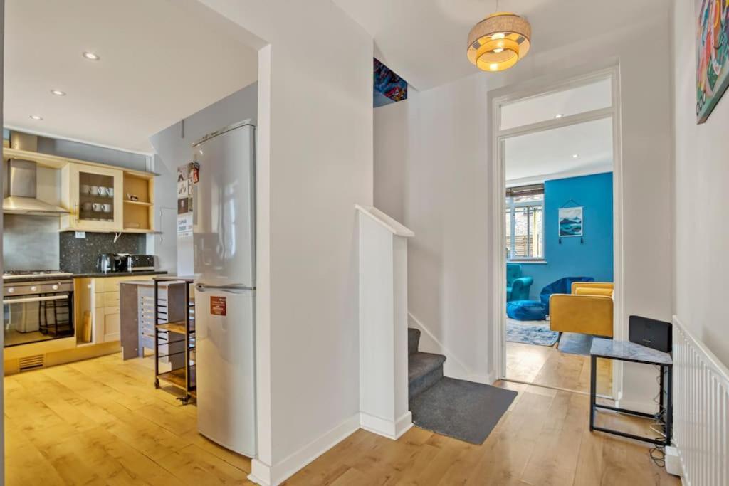 Lovely 3-Bed Clapham Common Londres Exterior foto