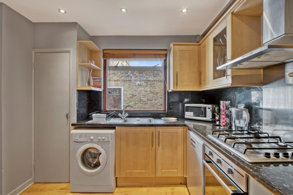 Lovely 3-Bed Clapham Common Londres Exterior foto